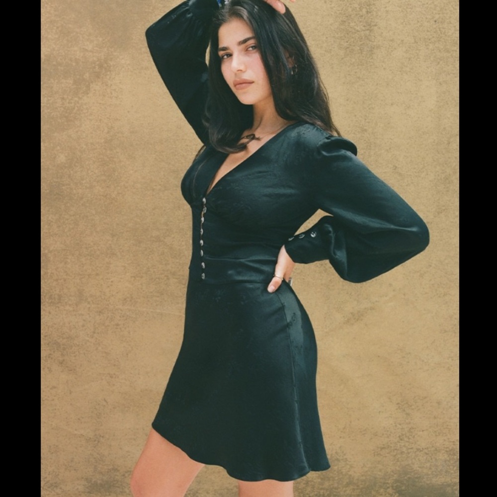 Realisation par voodo set (top and mini skirt).